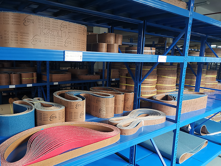 砂纸砂带现货仓库 (3)